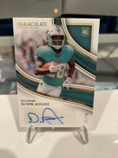 2023 Panini Immaculate Rookie Autograph De'Von Achane #11 card