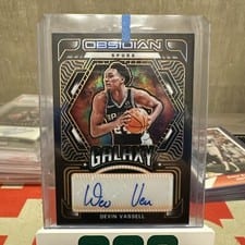 2021-22 Panini Obsidian Galaxy Autographs Devin Vassell #GA-DVS card