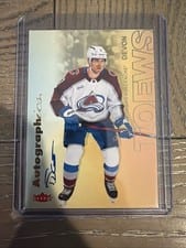 2025-26 Flair Autographics Devon Toews #A-DT card