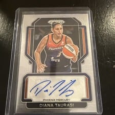 2022 Panini Prizm WNBA Signatures Diana Taurasi #SG-DTS card