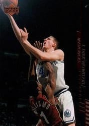 2000-01 Upper Deck Base Set Dirk Nowitzki #35 card