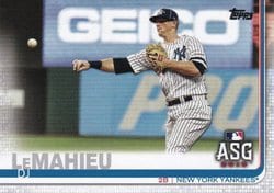2019 Topps Update Base Set DJ LeMahieu #US117 card