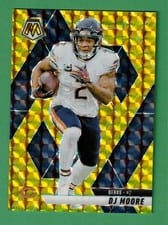 2025 Panini Mosaic DJ Moore Mosaic Gold #180 card