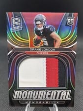 2022 Panini Spectra Monumental Memorabilia Drake London #MME-DLO card