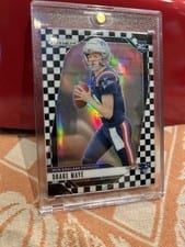 2024 Panini Prizm Drake Maye Black White Checker #329 card