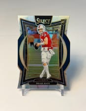 2024 Panini Select Drake Maye Silver Prizm Die-Cut #27 card
