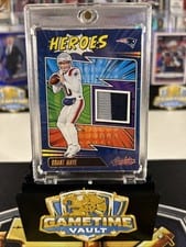 2025 Panini Absolute Absolute Heroes Memorabilia Drake Maye #AHM-DME card