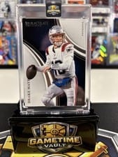 2025 Panini Immaculate Base Set Drake Maye #21 card