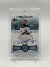 2022-23 Upper Deck Ultimate Collection Ultimate Signatures Rookies Dylan Guenther #USR-DG card