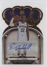 2022-23 Panini Crown Royale Rookie Crown Autographs E.J. Liddell #RCA-EJL card