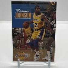1992-93 SkyBox Base Set Earvin Johnson #358 card