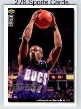 1995-96 Collector's Choice Base Set Ed Pinckney #17 card