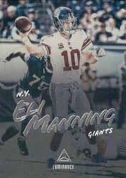 2018 Panini Luminance Base Set Eli Manning #47 card