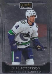 2021-22 O-Pee-Chee Platinum Base Set Elias Pettersson #196 card