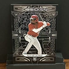 2023 Panini Chronicles Obsidian Elly De La Cruz #39 card