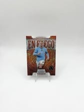 2025 Panini Prizm FIFA Club World Cup En Fuego Erling Haaland #19 card