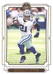2019 Panini Legacy Base Set Ezekiel Elliott #28 card
