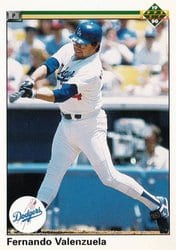 1990 Upper Deck Base Set Fernando Valenzuela #445 card