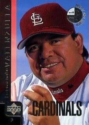 1998 Upper Deck Base Set Fernando Valenzuela #204 card