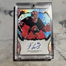 2021-22 Upper Deck Ice Exquisite Collection Rookie Signatures Filip Gustavsson #R-FG card