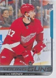 2018-19 Upper Deck Base Set Filip Hronek #214 card