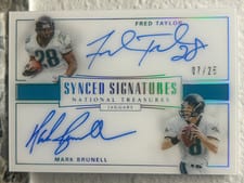 2018 National Treasures Signatures Fred Taylor card