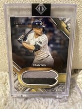 2025 Topps Transcendent Collection Transcendent Collection Patch Giancarlo Stanton #TCP-GS card