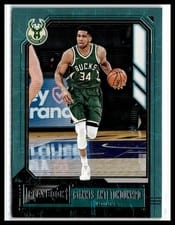 2020-21 Panini Chronicles Base Set Giannis Antetokounmpo #185 card