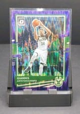 2020 Panini Donruss Optic Giannis Antetokounmpo #29 card
