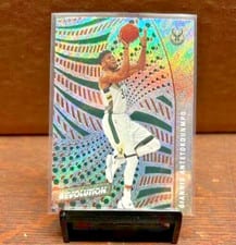 2020 Panini Revolution Giannis Antetokounmpo #58 card