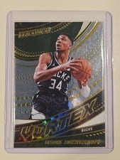 2024 Panini Revolution Vortex Giannis Antetokounmpo #10 card