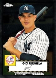 2021 Topps Chrome Platinum Anniversary Base Set Gio Urshela #402 card