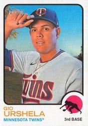 2022 Topps Heritage Base Set Gio Urshela #635 card