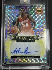 2025-26 Finest Electrifying Signatures Hakeem Olajuwon #ESG-HO card