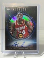 2025-26 Topps Midnight Midnight Oil Marks Hakeem Olajuwon #MO-HO card