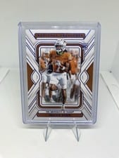 2025 Panini National Treasures Collegiate Base Set Isaiah Bond #36 card