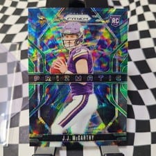 2024 Panini Prizm Prizmatic J.J. McCarthy #8 card