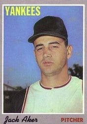 1970 Topps Base Set Jack Aker #43 card