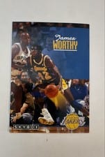 1992-93 SkyBox Base Set James Worthy #121 card