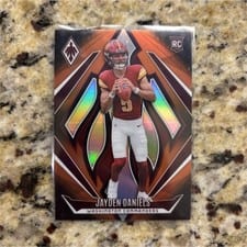 2024 Panini Phoenix Jayden Daniels #198 card