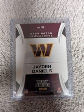 2024 Panini Totally Certified Sunday Special Jayden Daniels #18 card