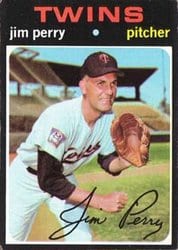 1971 Topps Base Set Jim Perry #500 card