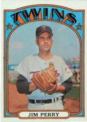 1972 Topps Base Set Jim Perry #220 card