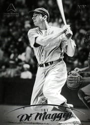 2023 Panini Chronicles Luminance Joe DiMaggio #30 card