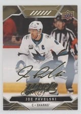 2019 Upper Deck MVP Joe Pavelski Gold Script #47 card