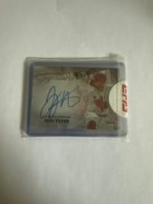 2022 Stadium Club Chrome Lone Star Signatures Joey Votto #LLS-JV card