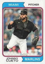 2023 Topps Heritage Base Set Johnny Cueto #109 card