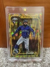 2024 Topps Gilded Collection Base Set Jonatan Clase #11 card