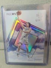 2021-22 Panini Recon Sky's the Limit Josh Giddey #10 card