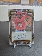 2021 Topps Tribute Iconic Perspectives Autographs Juan Soto #IPA-JS card